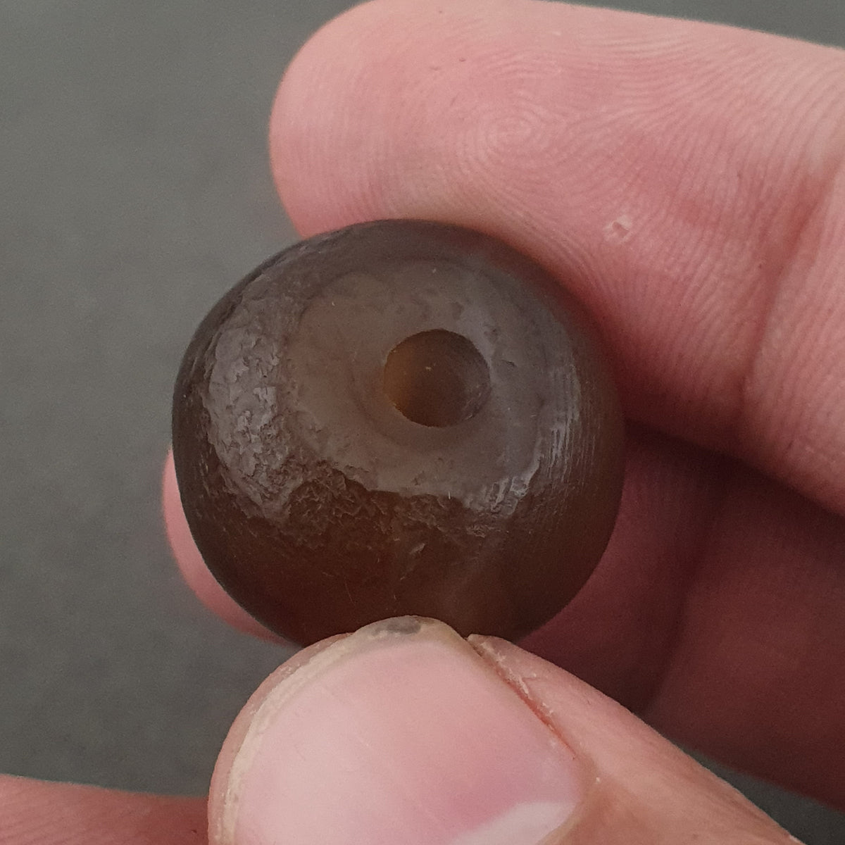 Vintage Himalayan Tire Shape Natrual Suliemani Agate Beads Lot of 2