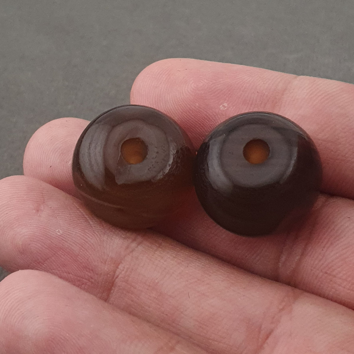 Vintage Himalayan Tire Shape Natrual Suliemani Agate Beads Lot of 2