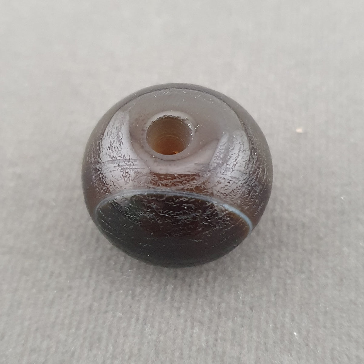 Vintage Himalayan Natrual Eyes Tire Shape Suliemani Agate Bead Amulet
