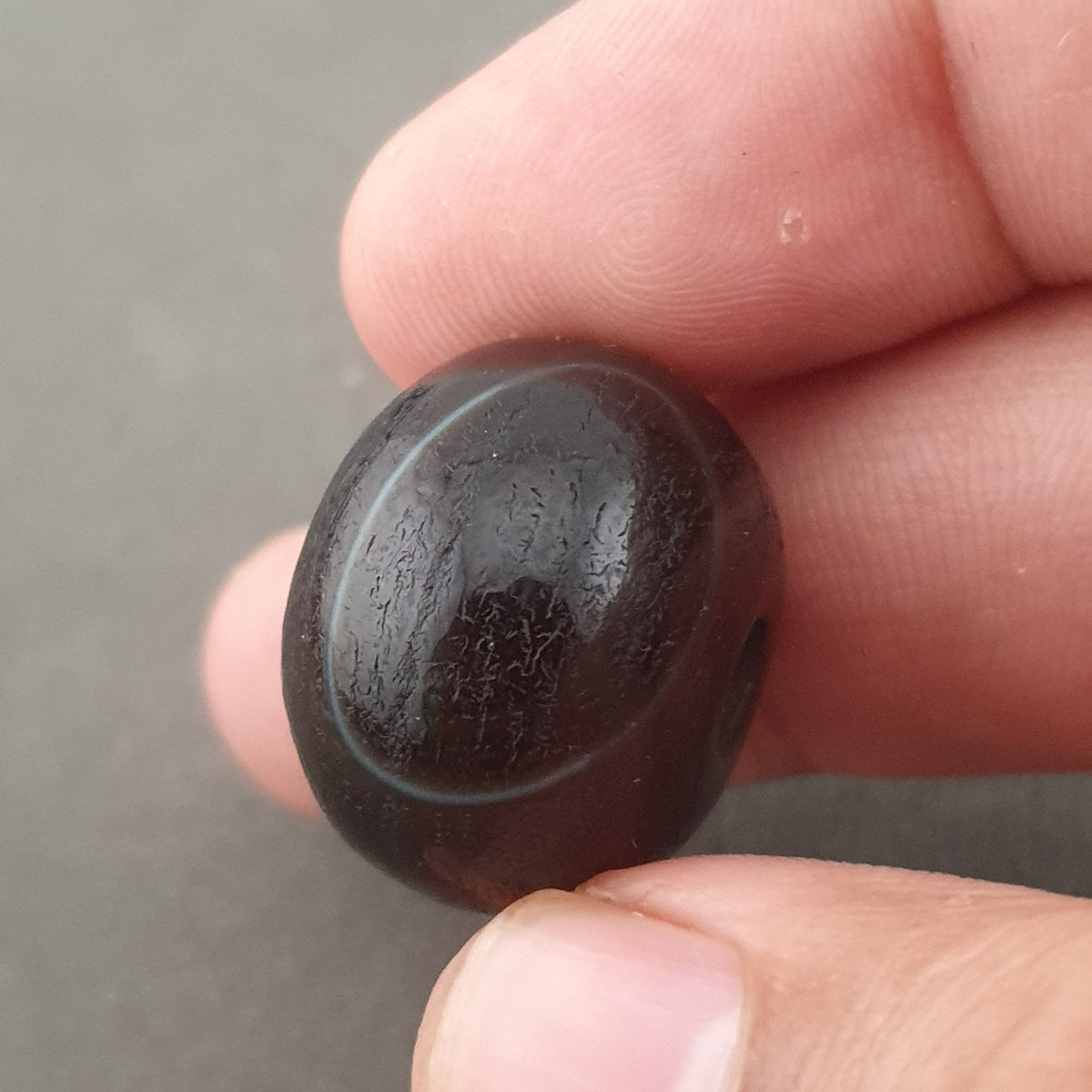 Vintage Himalayan Natrual Eyes Tire Shape Suliemani Agate Bead Amulet