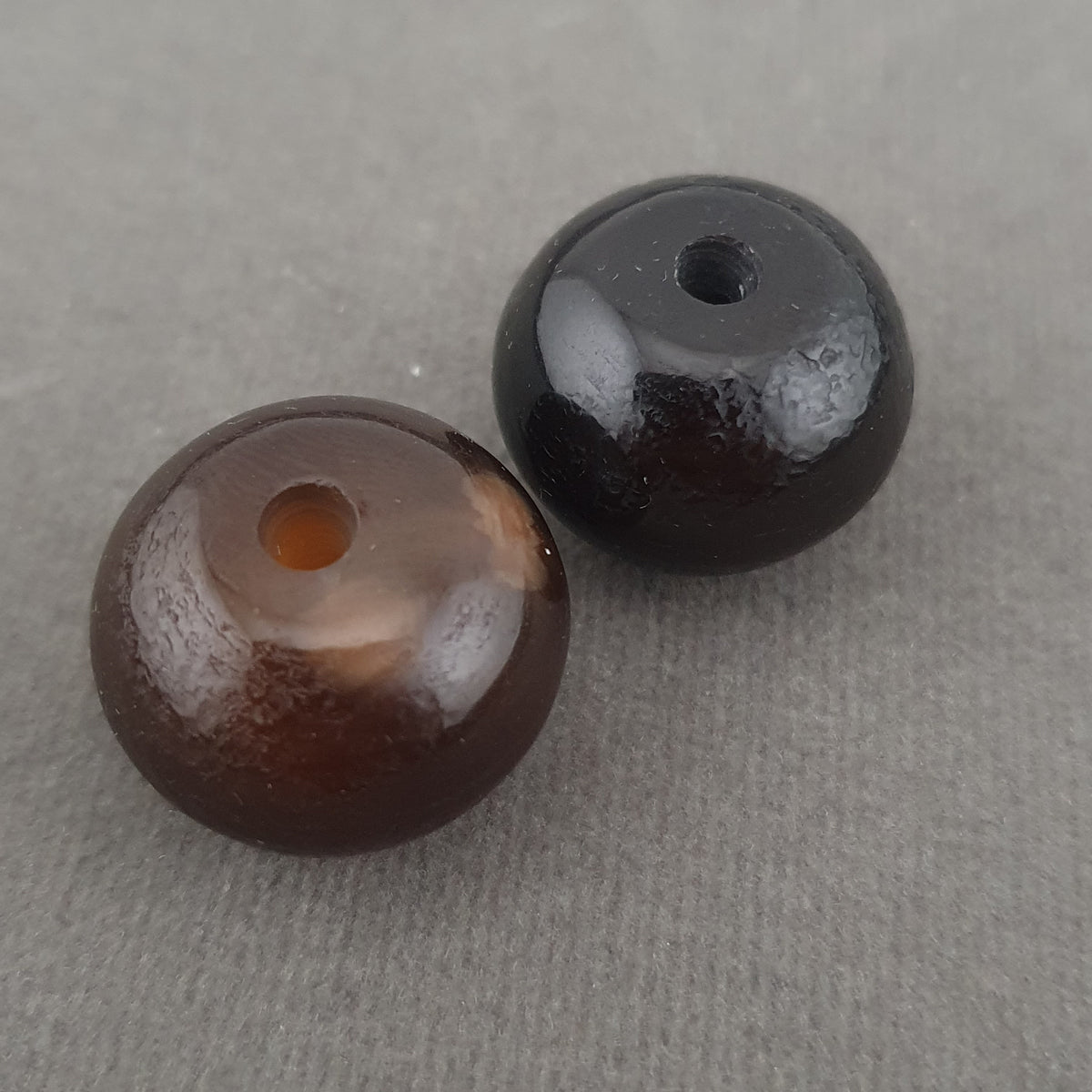 Vintage Natural Eyes Hiamalayan Suliemani Lot of 2 Tire Shape Agate Beads