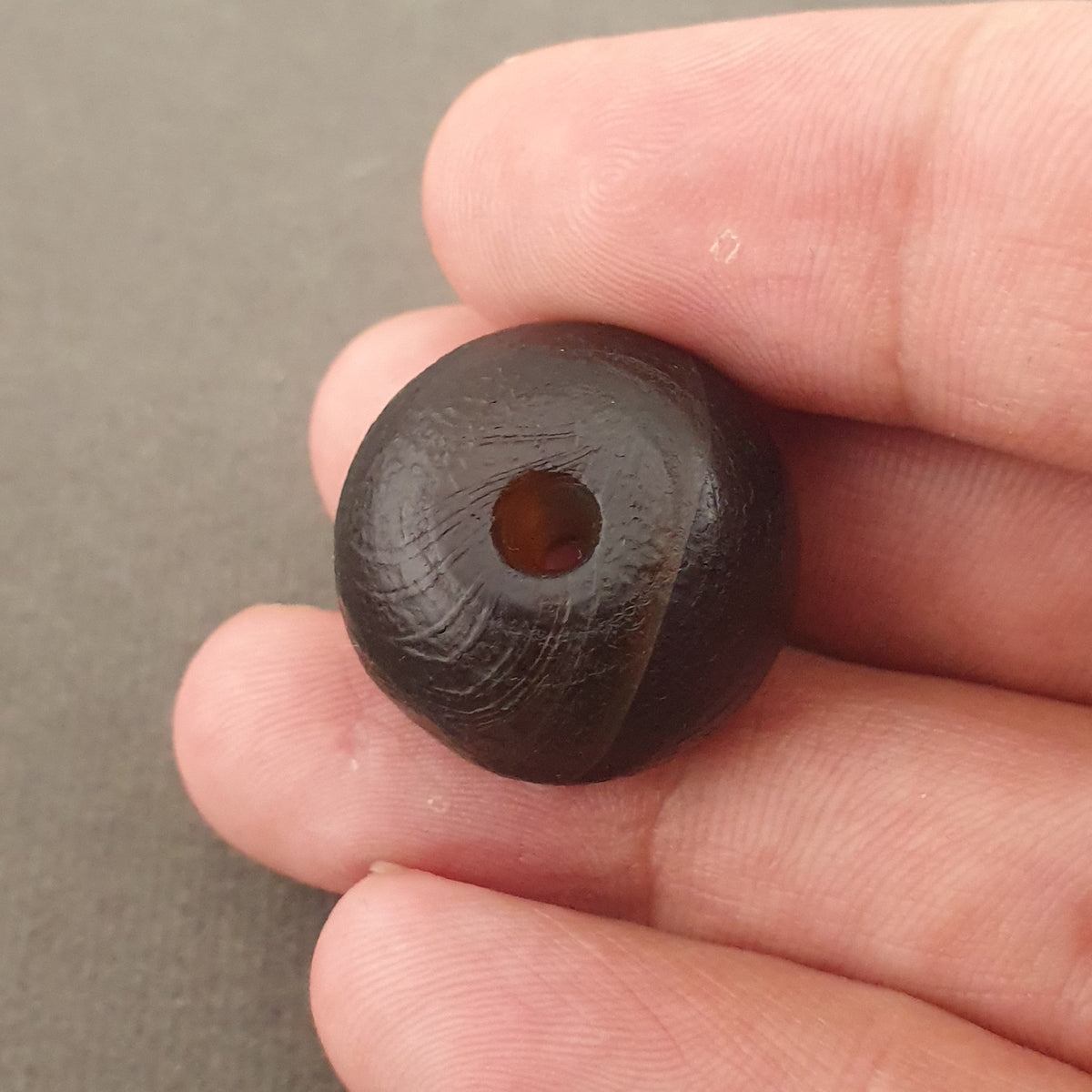 Vintage Natrual Himalayan Suliemani Agate Bead Amulet