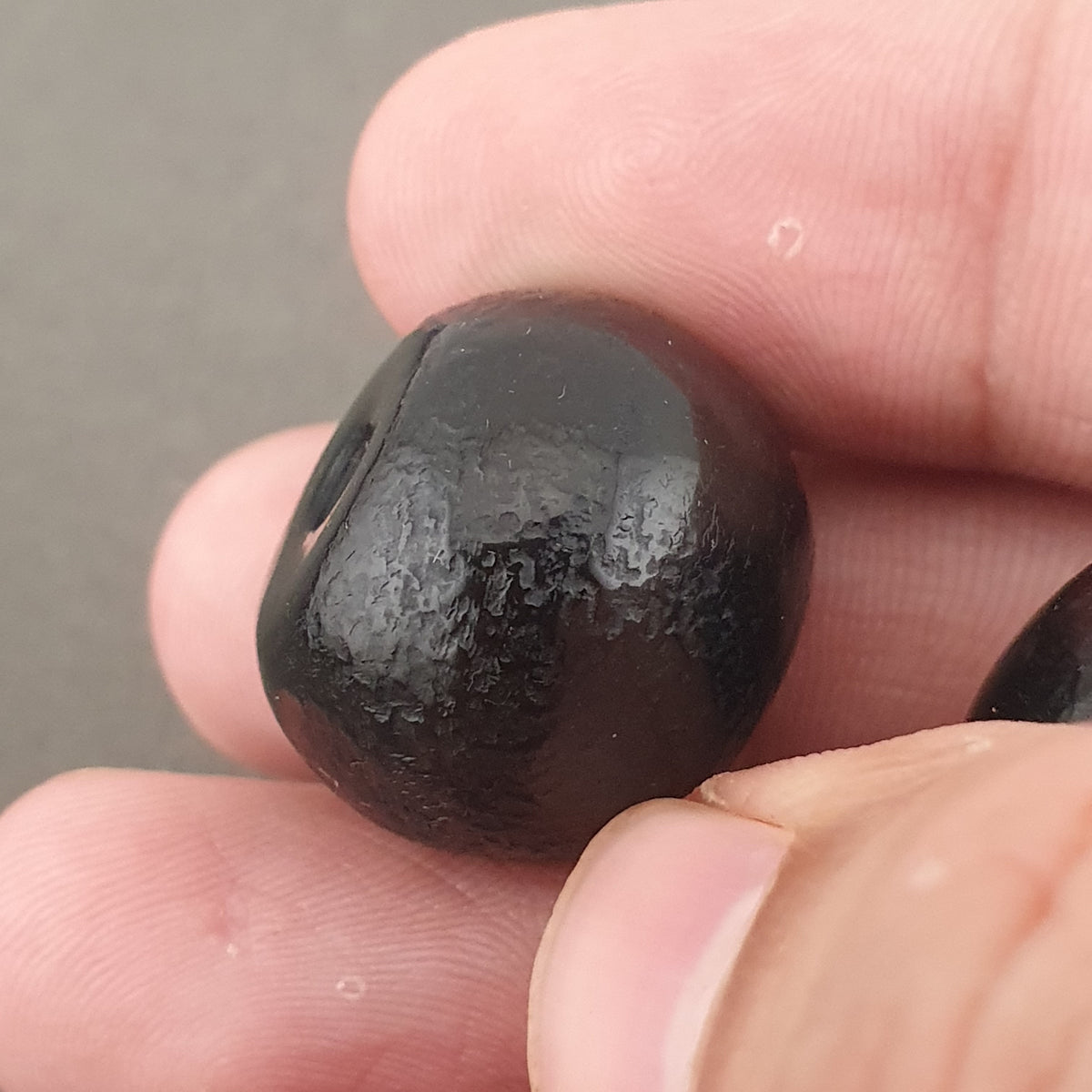 Lot of 2 Vintage Himalayan Natural Suliemani Agate Bead Amulet