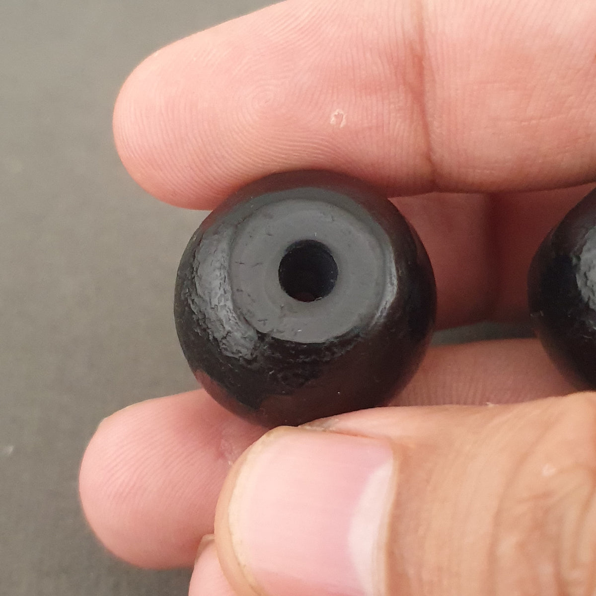 Lot of 2 Vintage Himalayan Natural Suliemani Agate Bead Amulet