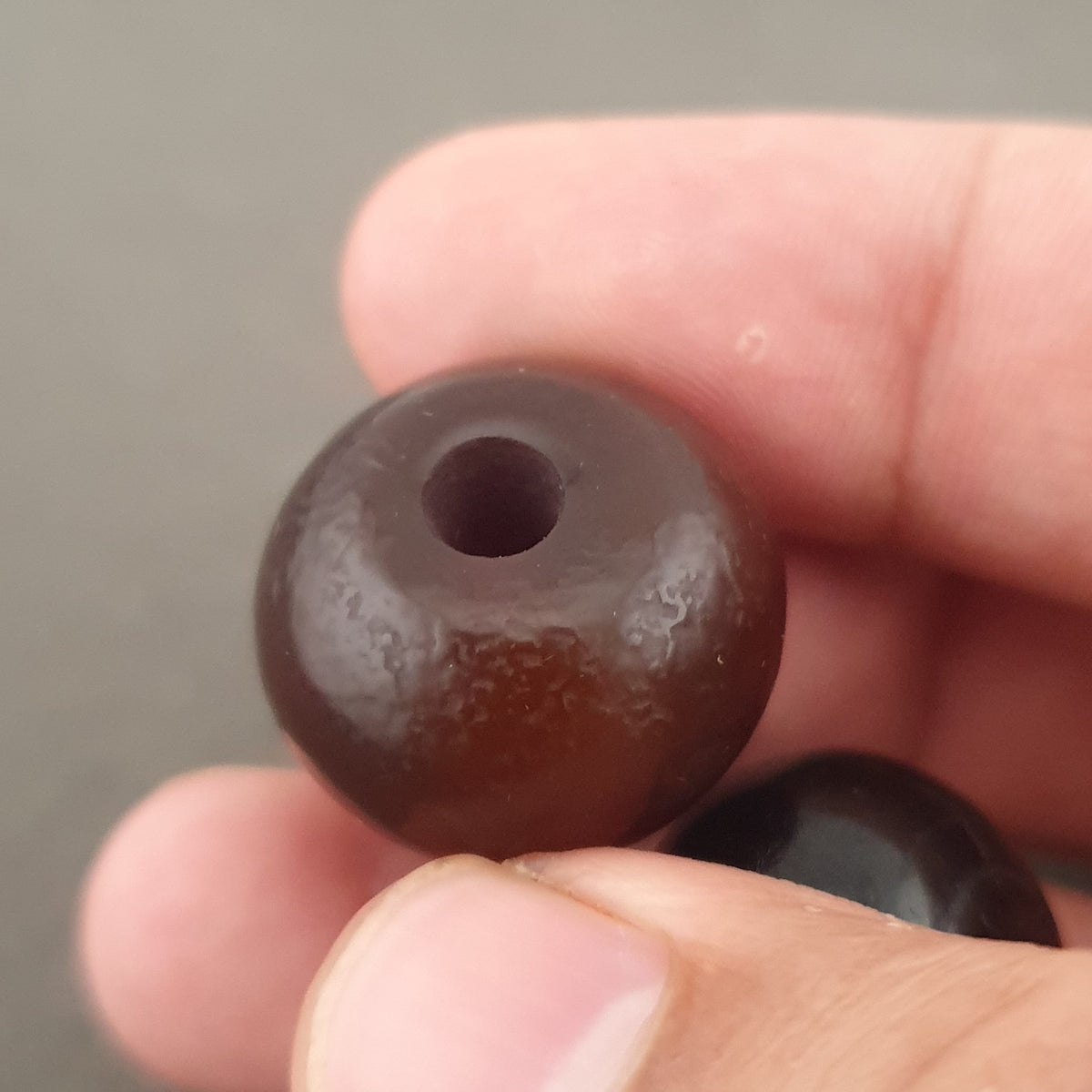 Vintage Lot of 2 Tire Shape Natural Suliemani Agate Beads