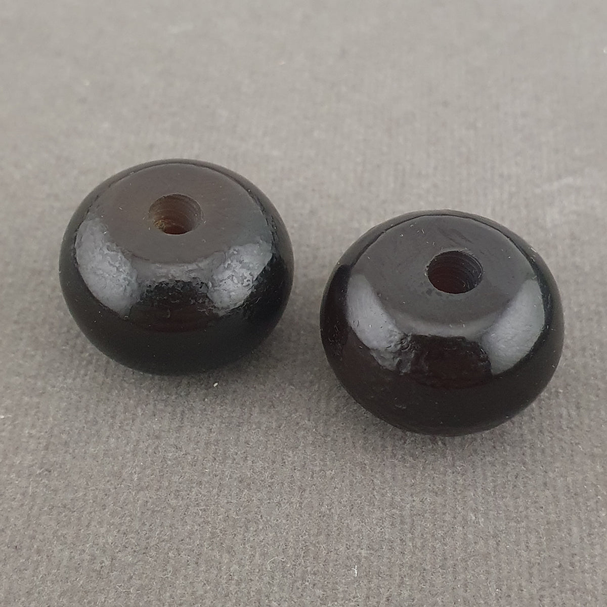 Vintage Lot of 2 Himalayan Natrual Agate Bead Amulet
