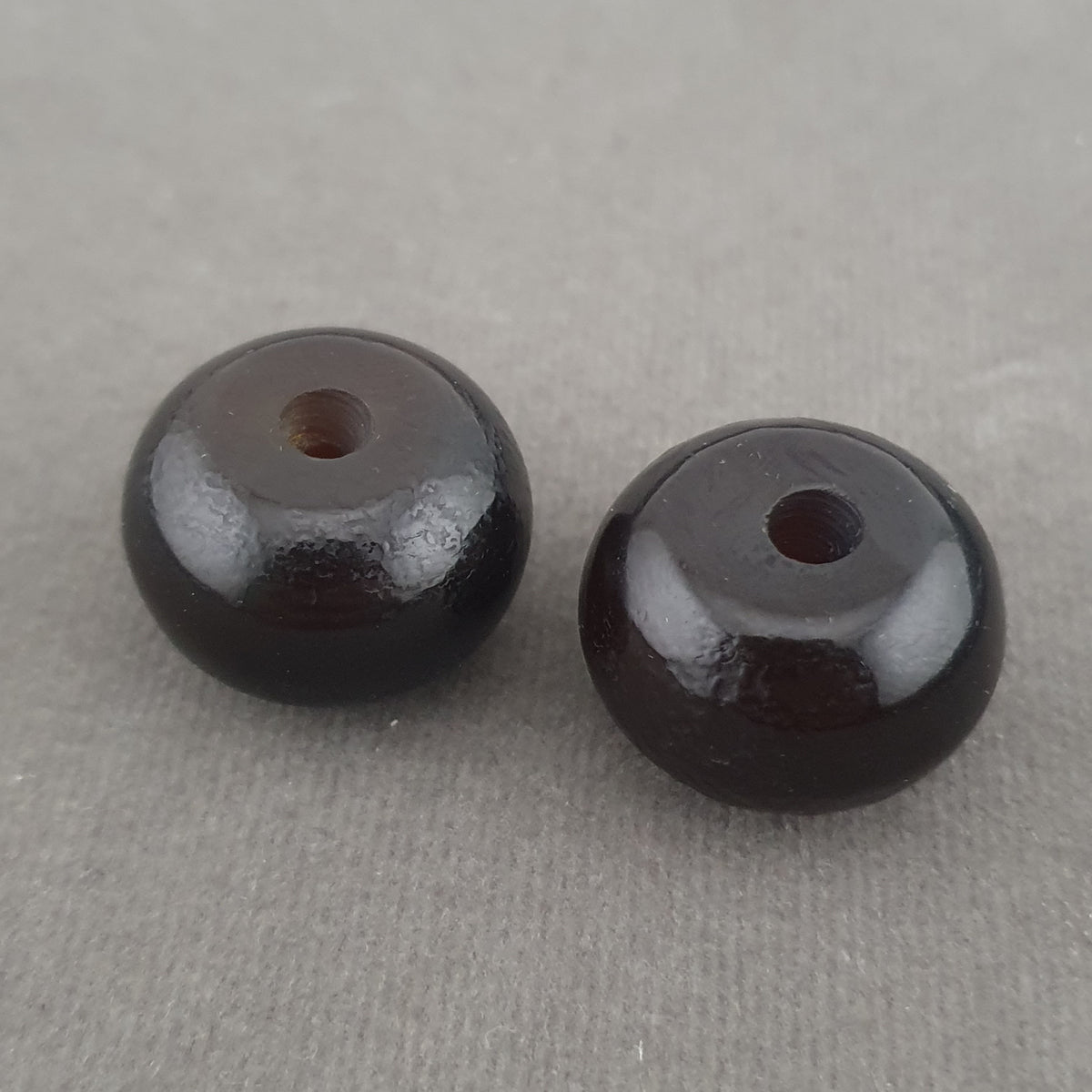 Vintage Lot of 2 Himalayan Natrual Agate Bead Amulet