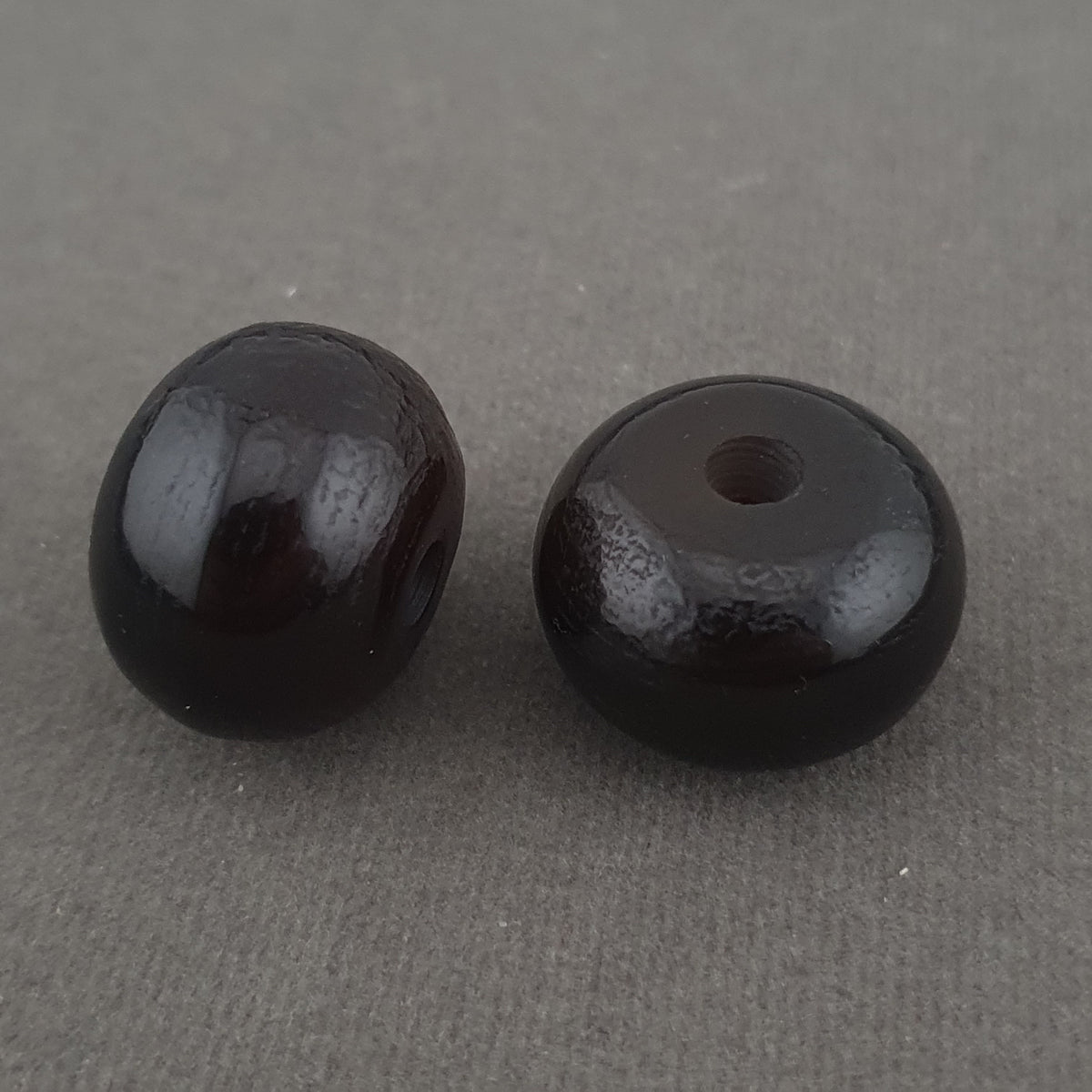 Vintage Lot of 2 Himalayan Natrual Agate Bead Amulet