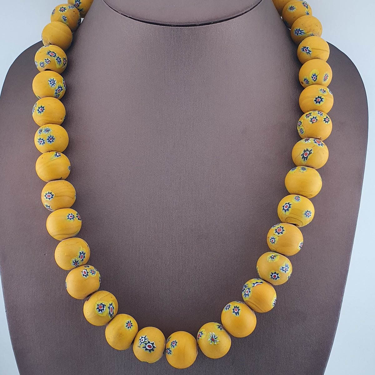 Vintage Venetian Style Floral Yellow Big Beads Strand Necklace