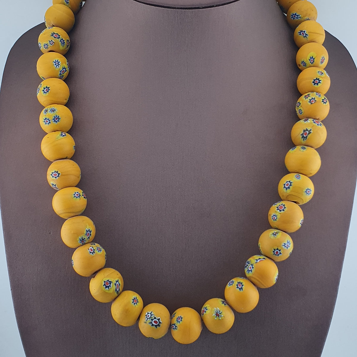 Vintage Venetian Style Floral Yellow Big Beads Strand Necklace