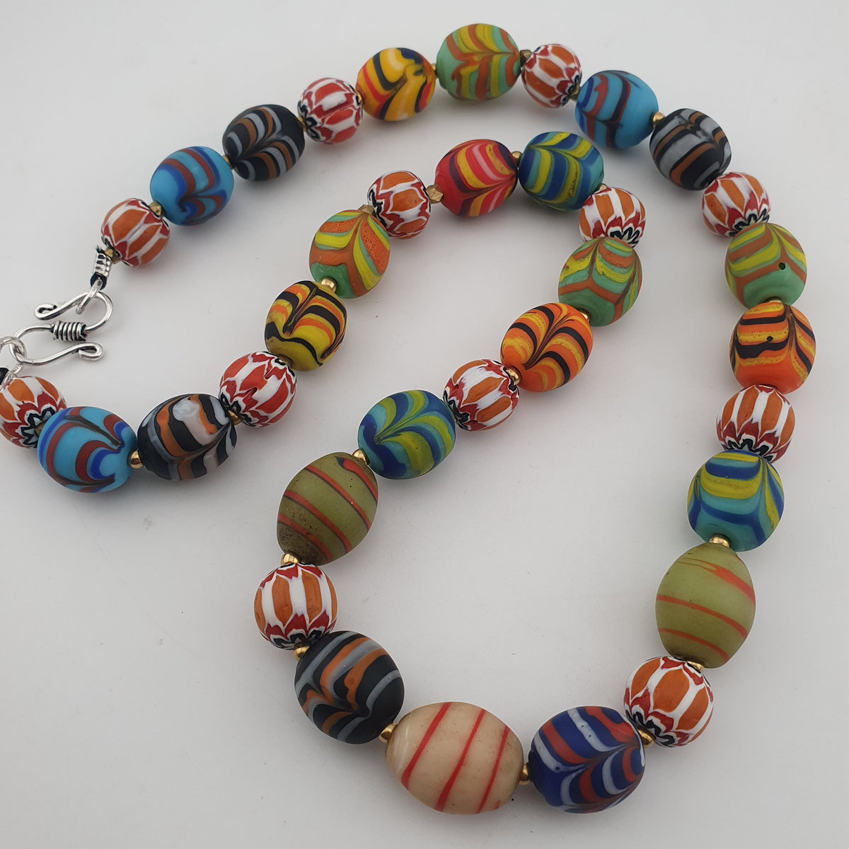 Vintage Venetian Style Mix Feather Desgin & Chevorn Glass Beads Necklace