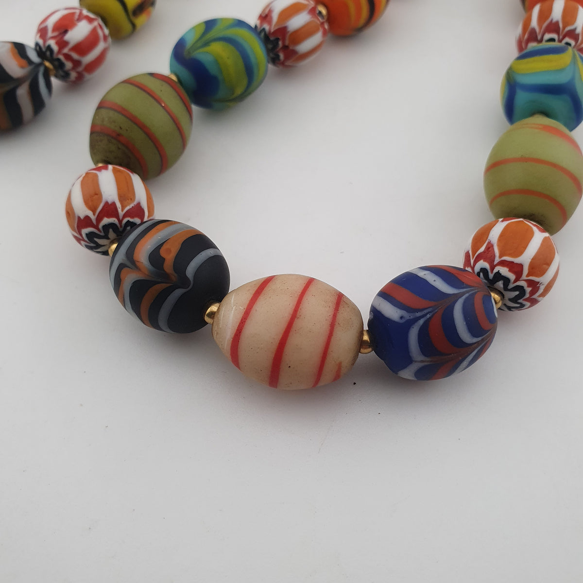 Vintage Venetian Style Mix Feather Desgin & Chevorn Glass Beads Necklace