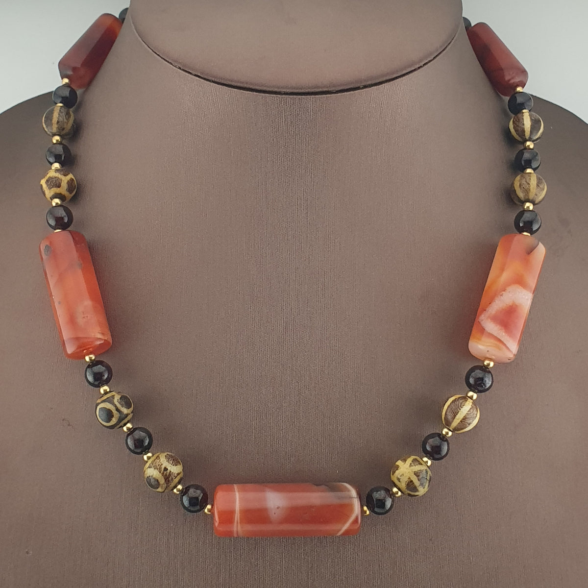 Antique Burmese Pumtek Pyu & Carnelian Natural Eye Agate with Garnet Gemstone Necklace