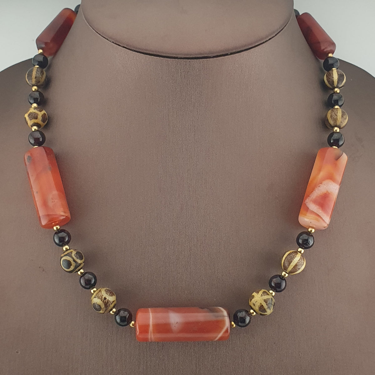 Antique Burmese Pumtek Pyu & Carnelian Natural Eye Agate with Garnet Gemstone Necklace