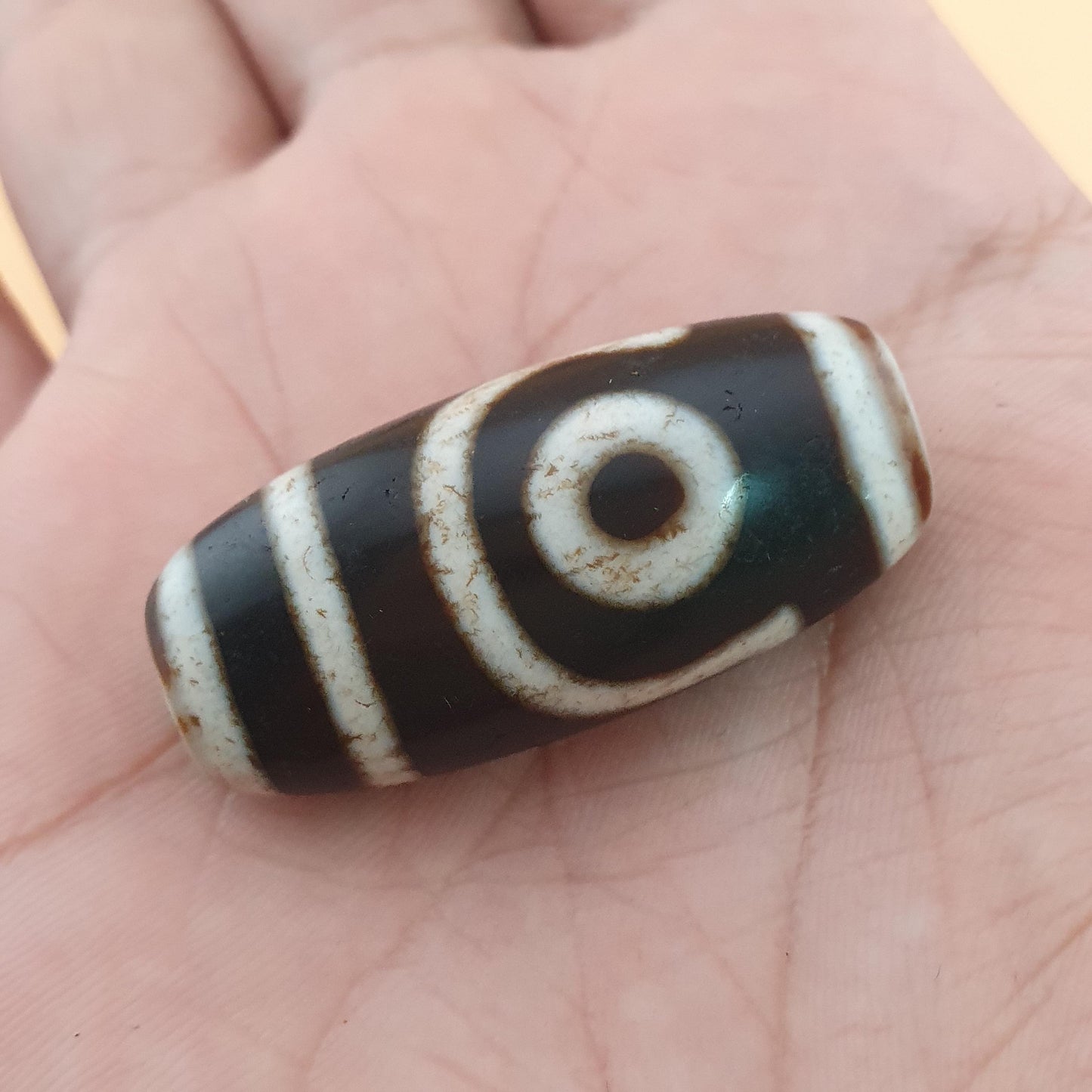 Vintage 2-Augen Achat Dzi Perle: Tibetisches Himalaya-Amulett