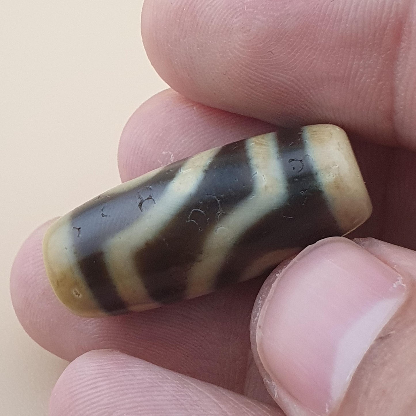 Vintage Himalayan Tibetan 2 Eyes Agate Dzi Bead Amulet