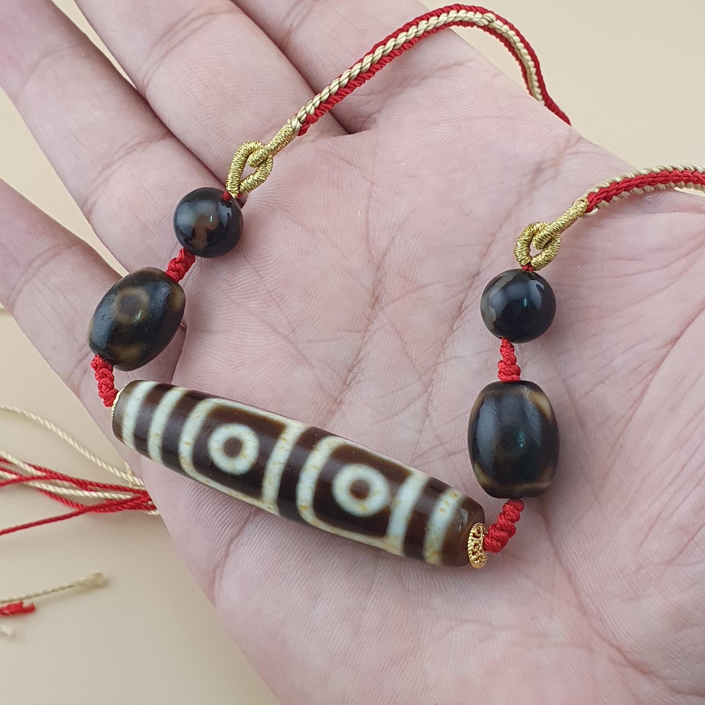 Seltene Vintage Tibetische 4-Augen-Dzi-Perle Sammlerstück Himalaya Amulett aus Achat