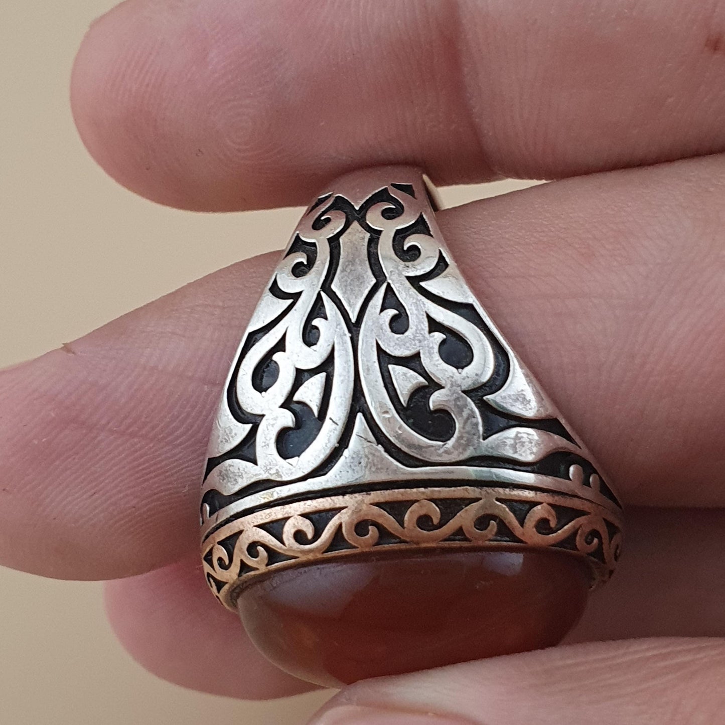 Handgefertigter, Vintage-inspirierter Achatring aus 925er Sterlingsilber