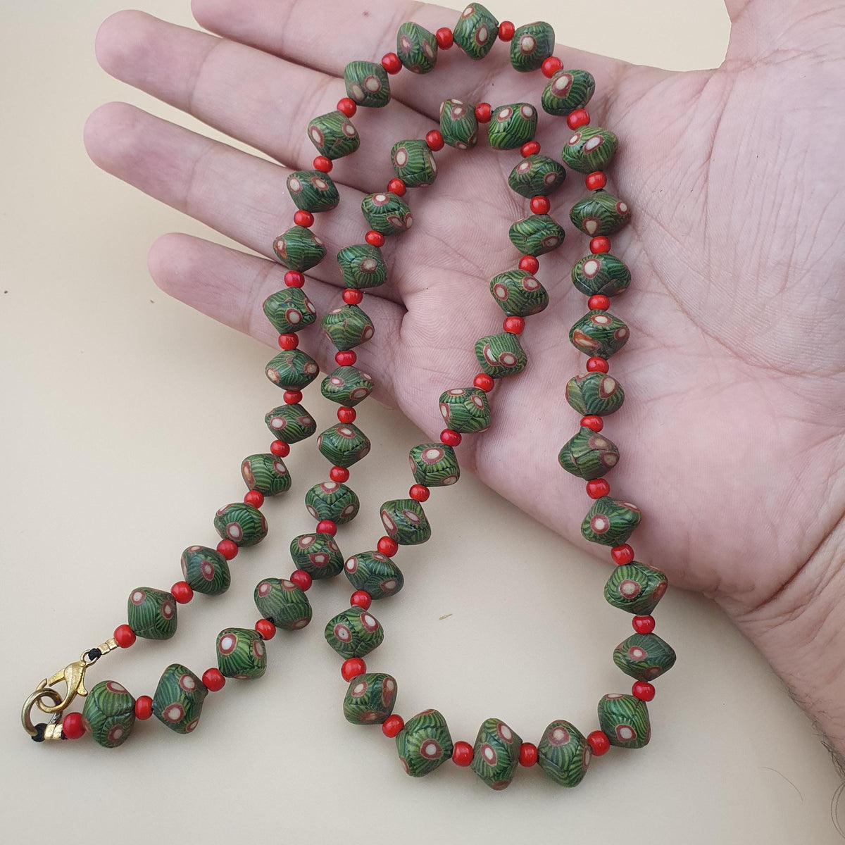 Collier de perles en verre Vintage Gabri Style Eyes & WhiteHeart de Venise de 22 pouces