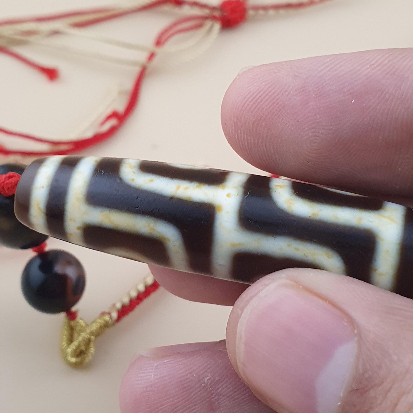 Seltene Vintage Tibetische 4-Augen-Dzi-Perle Sammlerstück Himalaya Amulett aus Achat