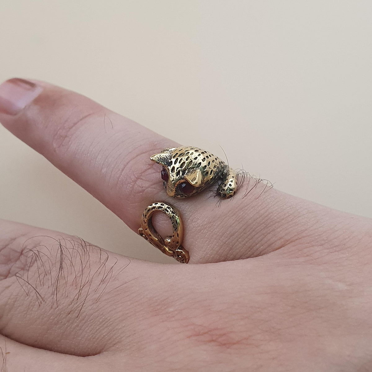 Bague ajustable Panthère / Léopard Gothique Vintage avec Yeux Rouges