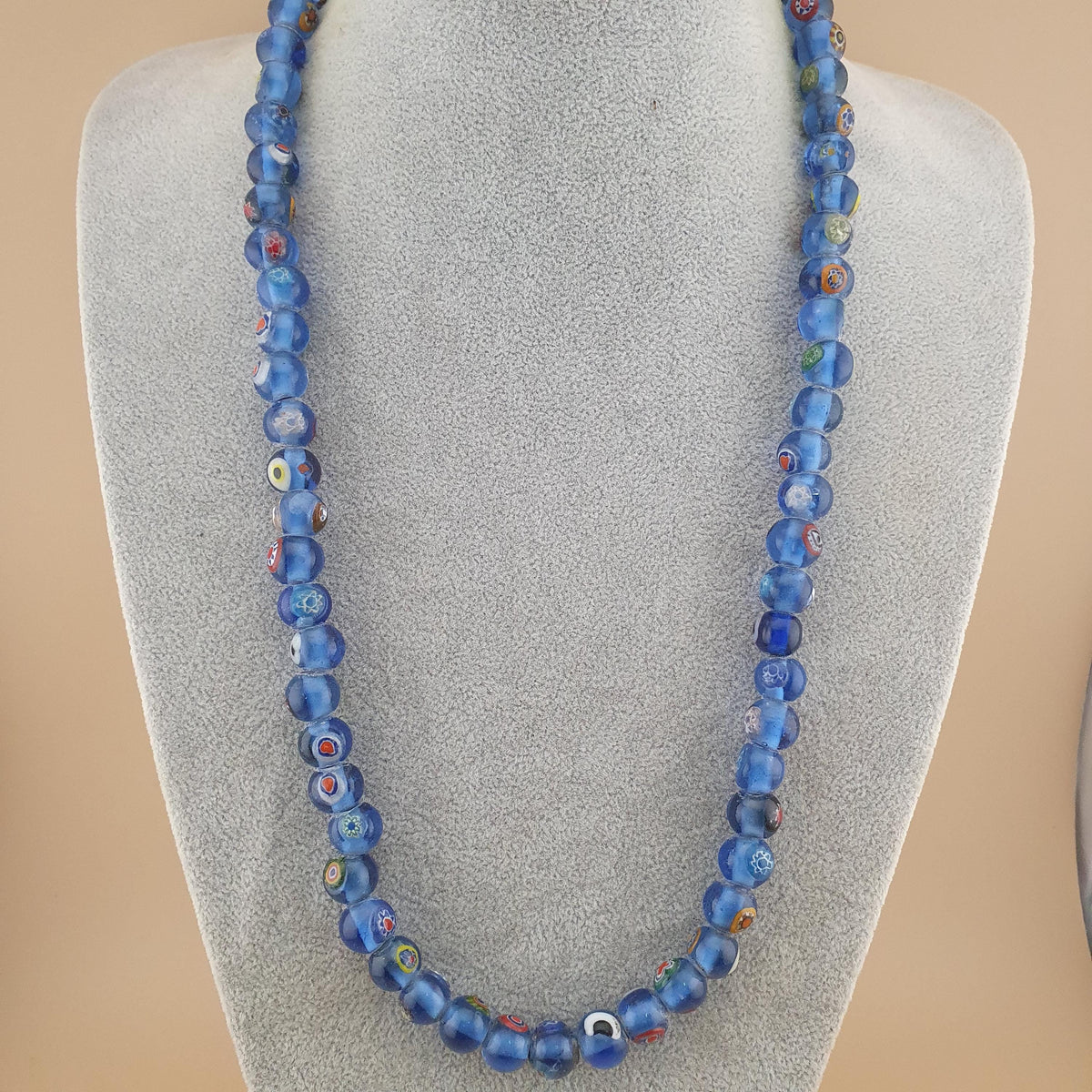 Vintage African Style Eyes Glass bead Necklace 22 inches