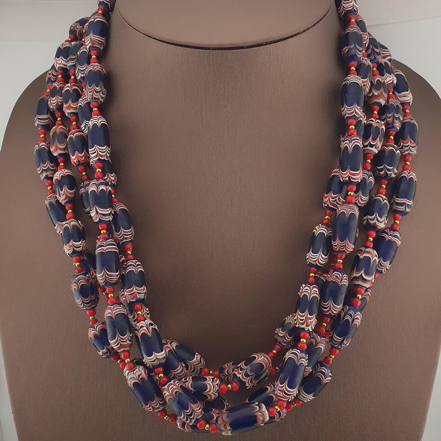 Antique Venetian Style Blue Feather Desgin & Venetian WhiteHeart Glass Beads Necklace