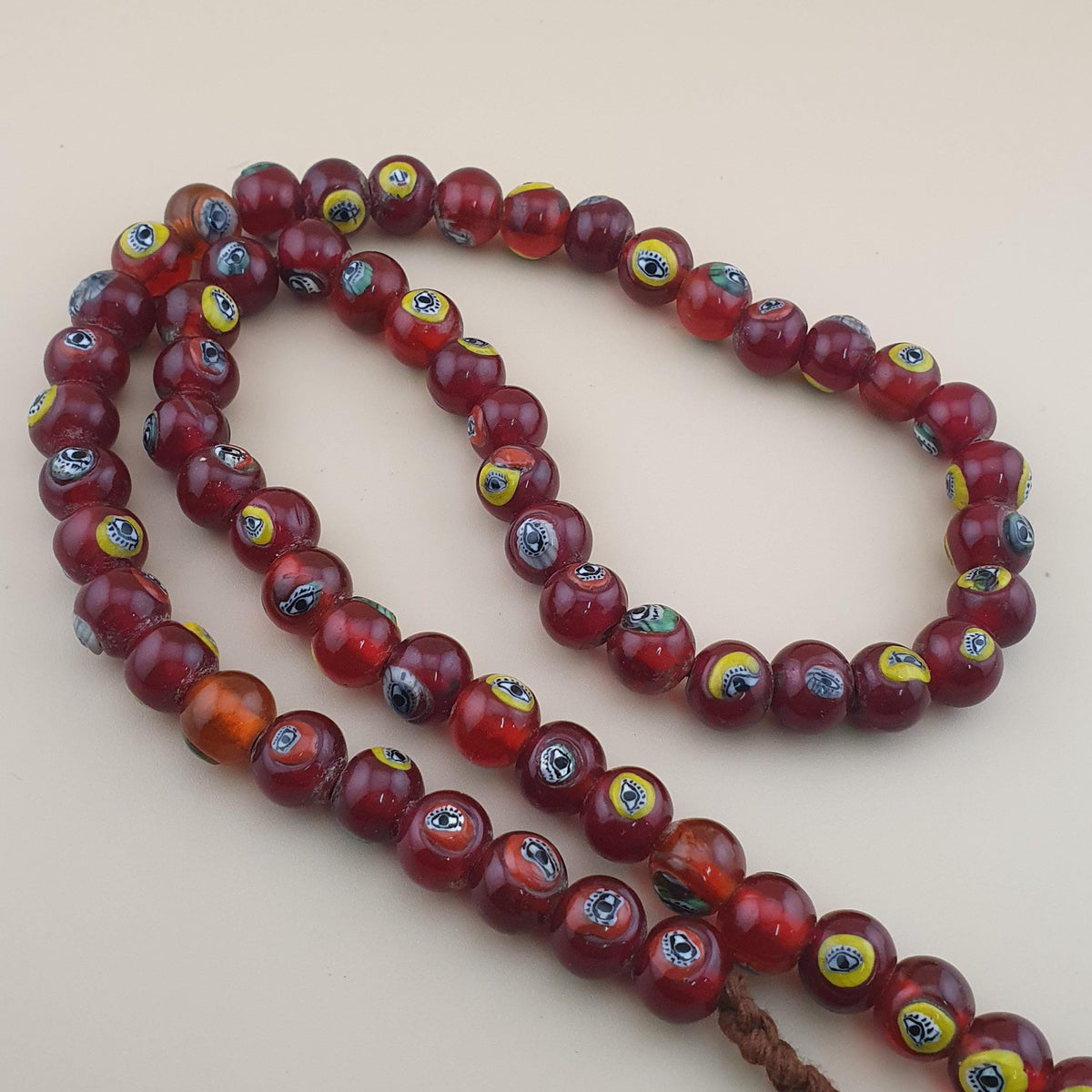Fil de perles africaines anciennes : Fabrication de bijoux bohèmes (22 pouces)