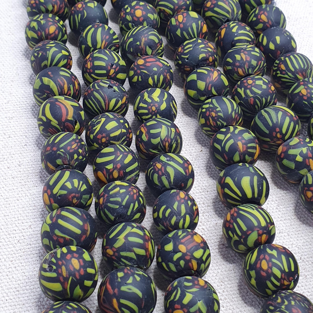Collier vintage Gabri Style perles de verre vertes - 50 cm