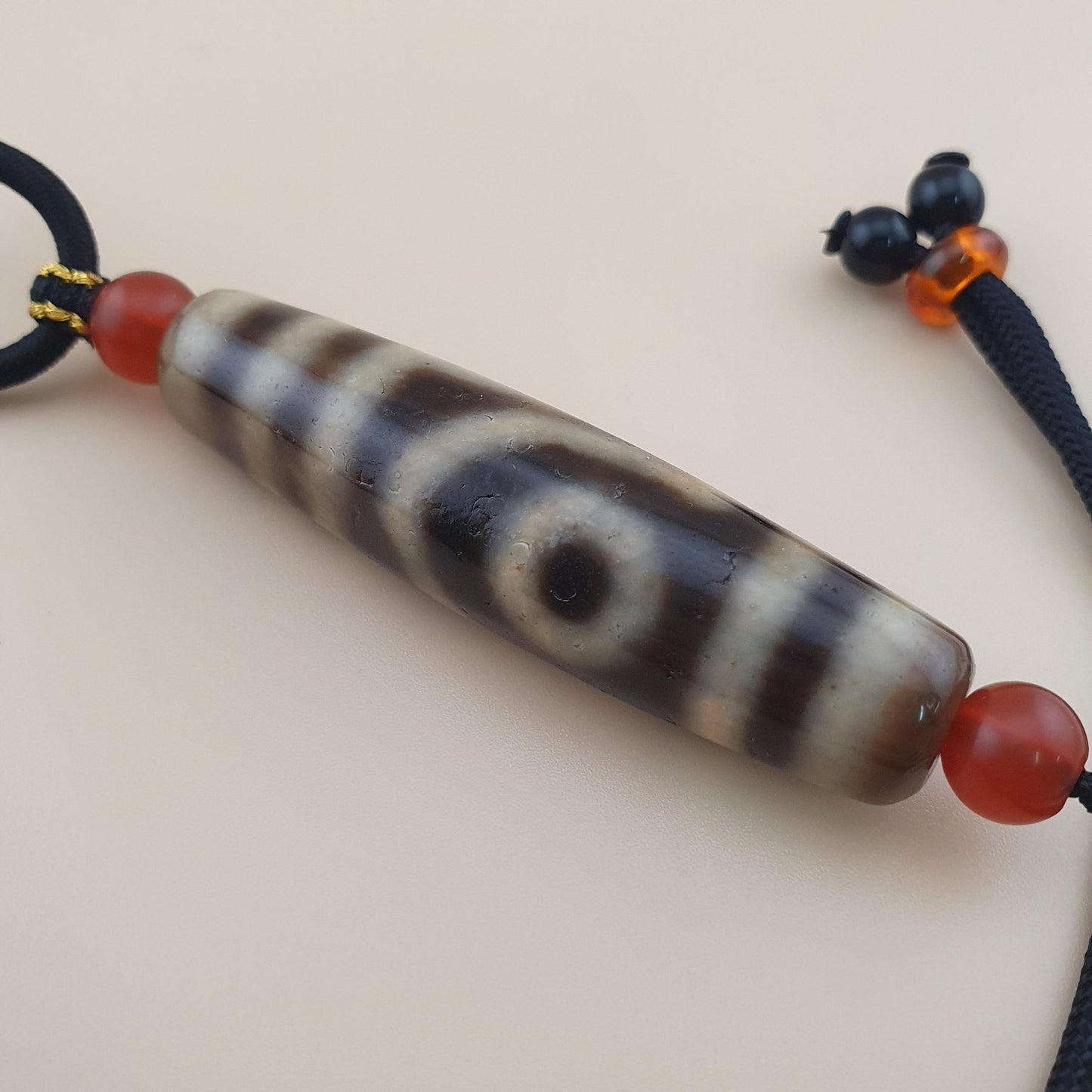 Vintage Himalayan Tibetan 2 Eyes Agate Dzi Bead Amulet