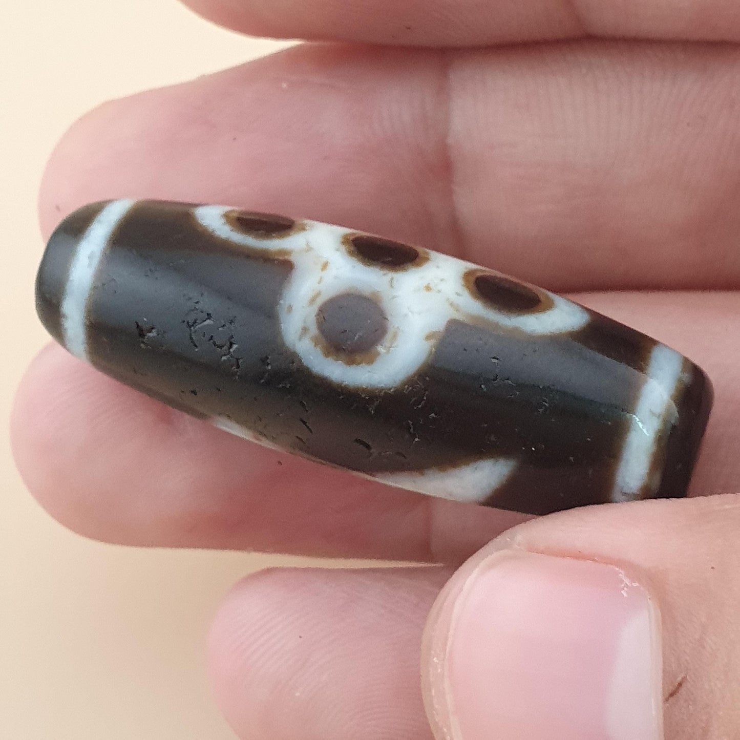 Antique Himalayan Flower Motif Energy Agate Dzi Talisman