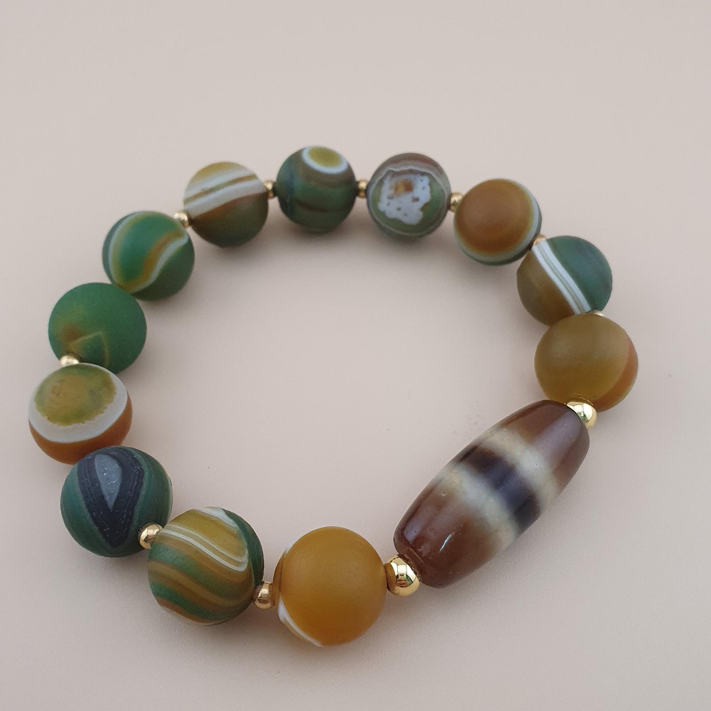 Vintage 2 Stripe Himalayan Tibetan Agate Dzi Bead & Suliemani Bead Bracelet