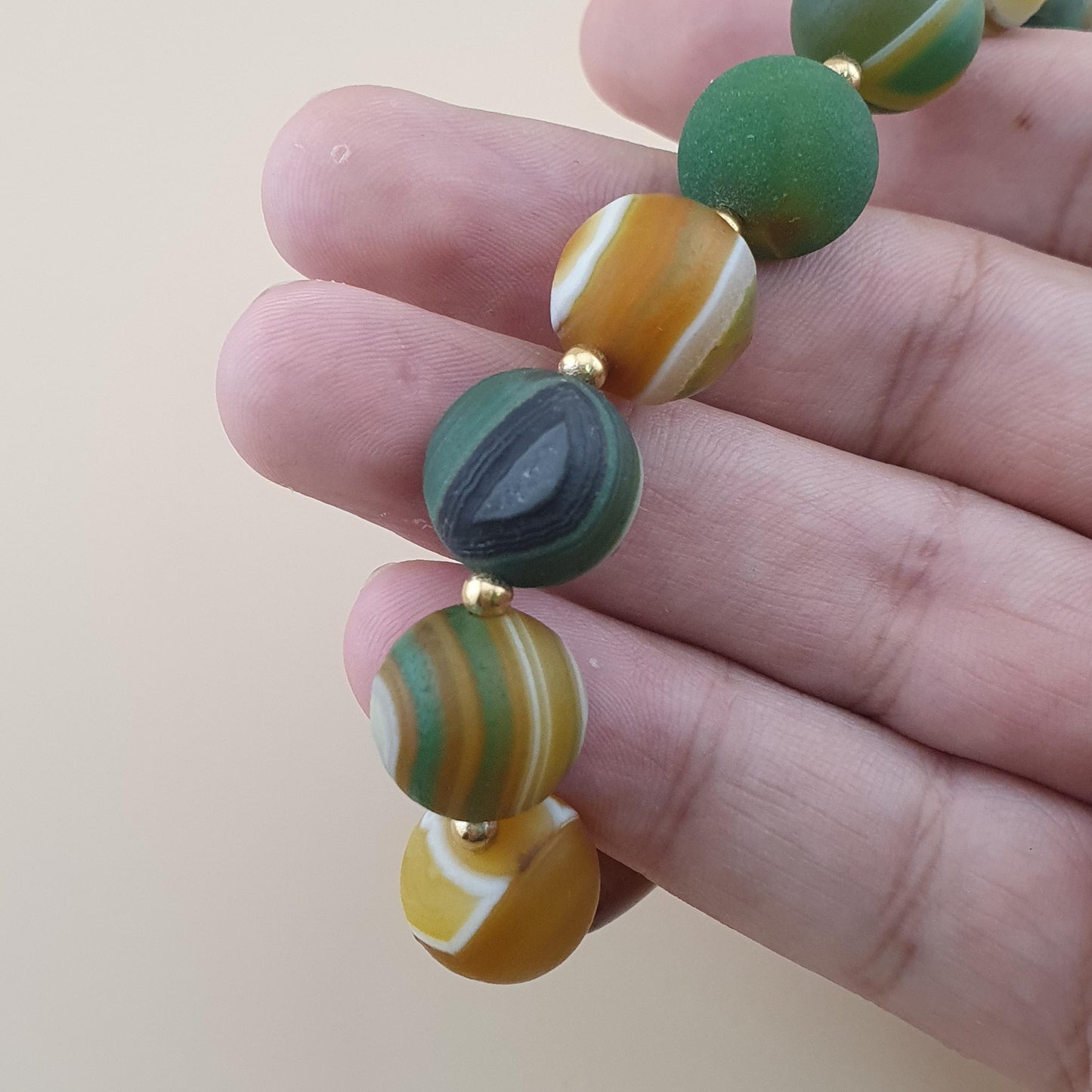 Vintage 2 Stripe Himalayan Tibetan Agate Dzi Bead & Suliemani Bead Bracelet