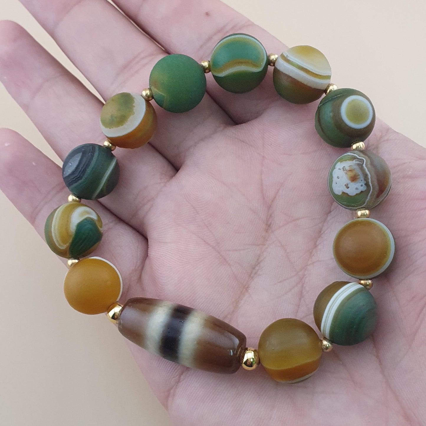 Vintage 2 Stripe Himalayan Tibetan Agate Dzi Bead & Suliemani Bead Bracelet