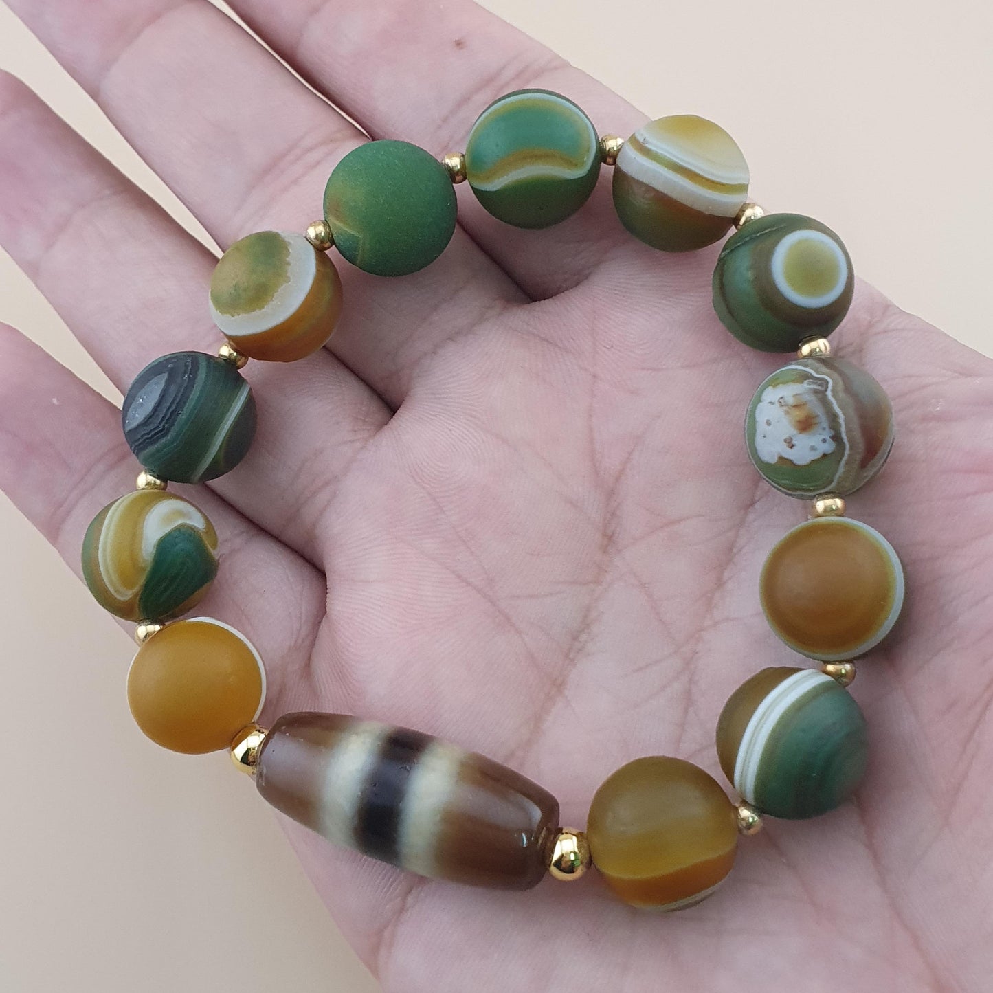 Vintage 2 Stripe Himalayan Tibetan Agate Dzi Bead & Suliemani Bead Bracelet
