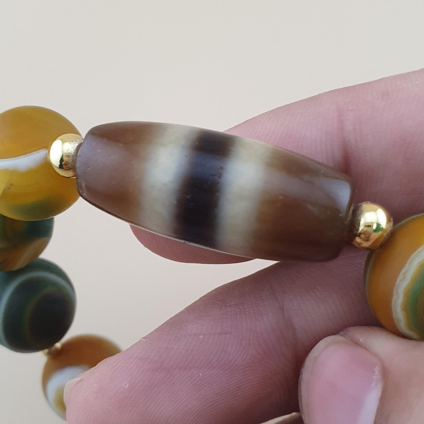 Vintage 2 Stripe Himalayan Tibetan Agate Dzi Bead & Suliemani Bead Bracelet