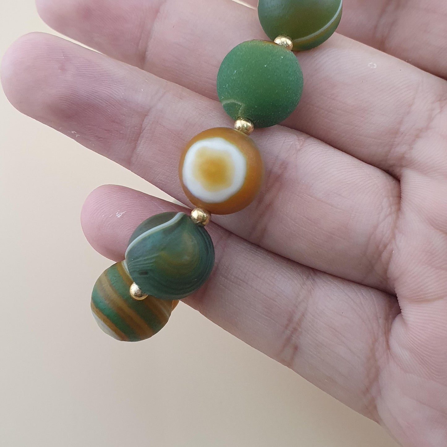 Vintage 2 Stripe Himalayan Tibetan Agate Dzi Bead & Suliemani Bead Bracelet