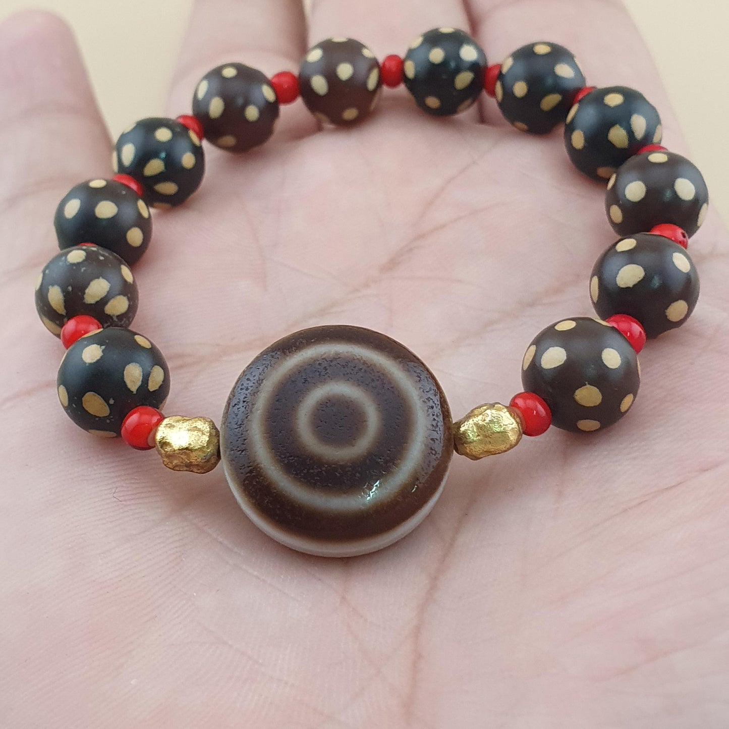 Vintage Himalayan Tibetan Circle Eye Circle Shape Agate & Beads Bracelet