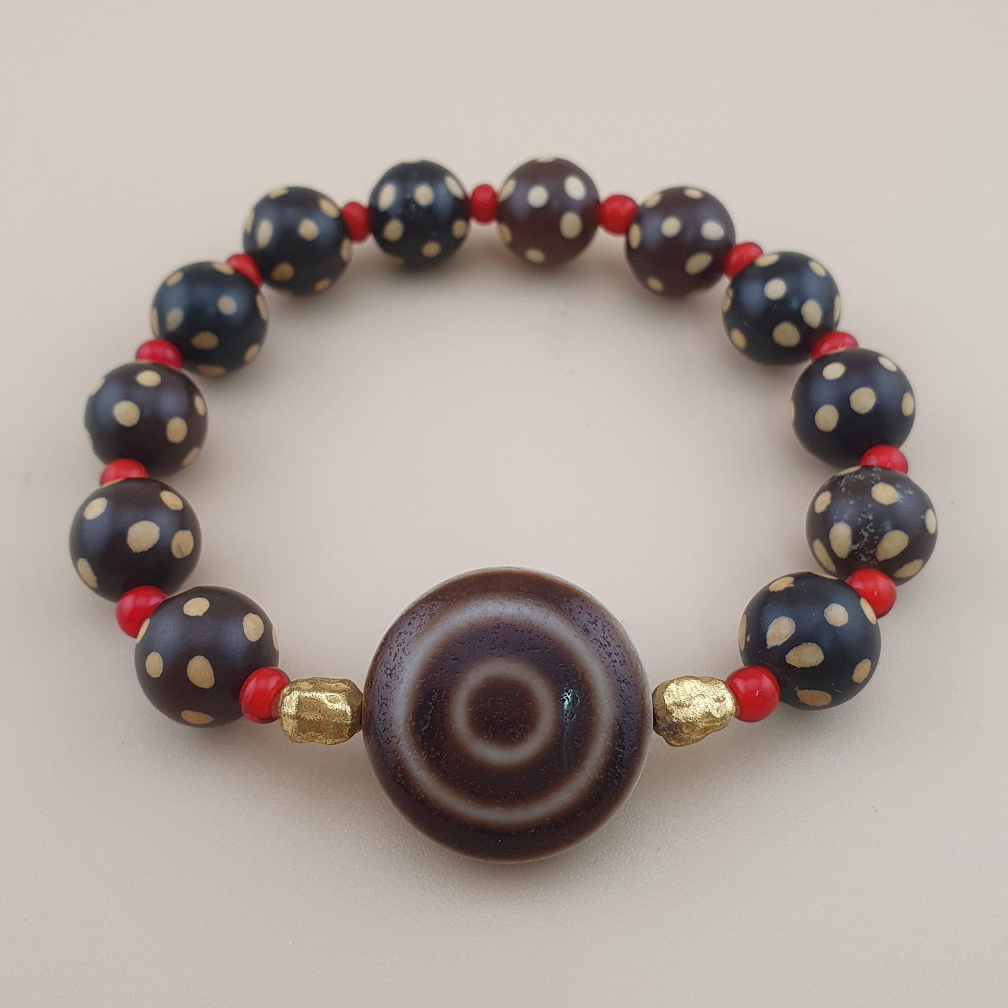 Vintage Himalayan Tibetan Circle Eye Circle Shape Agate & Beads Bracelet