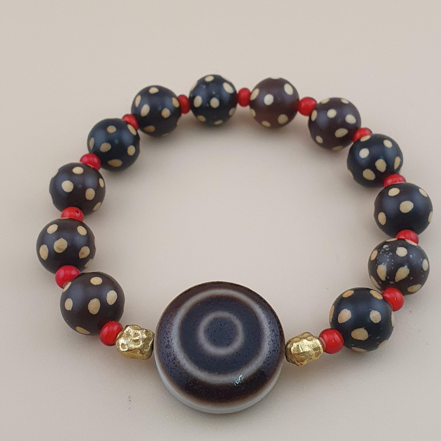 Vintage Himalayan Tibetan Circle Eye Circle Shape Agate & Beads Bracelet
