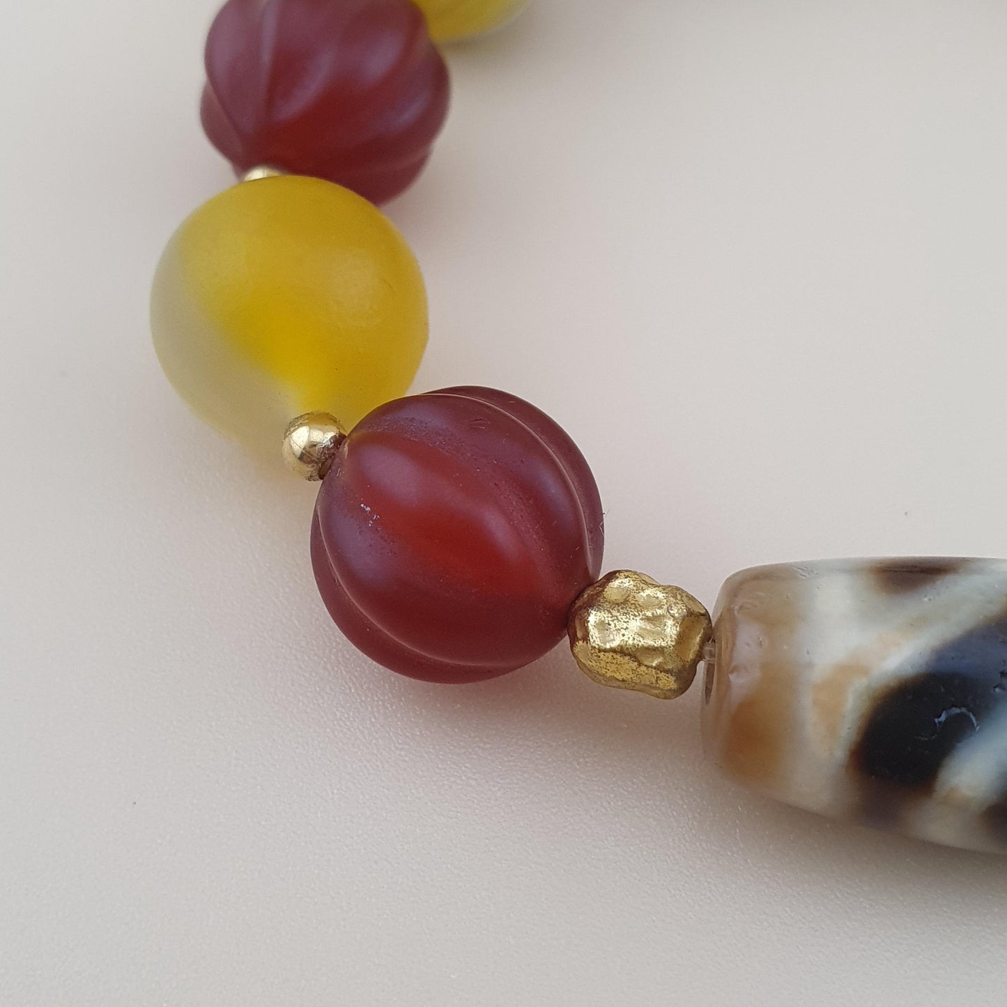 Vintage Carnelian and Suliemani & 1 Eyes Dzi Bead Amulet