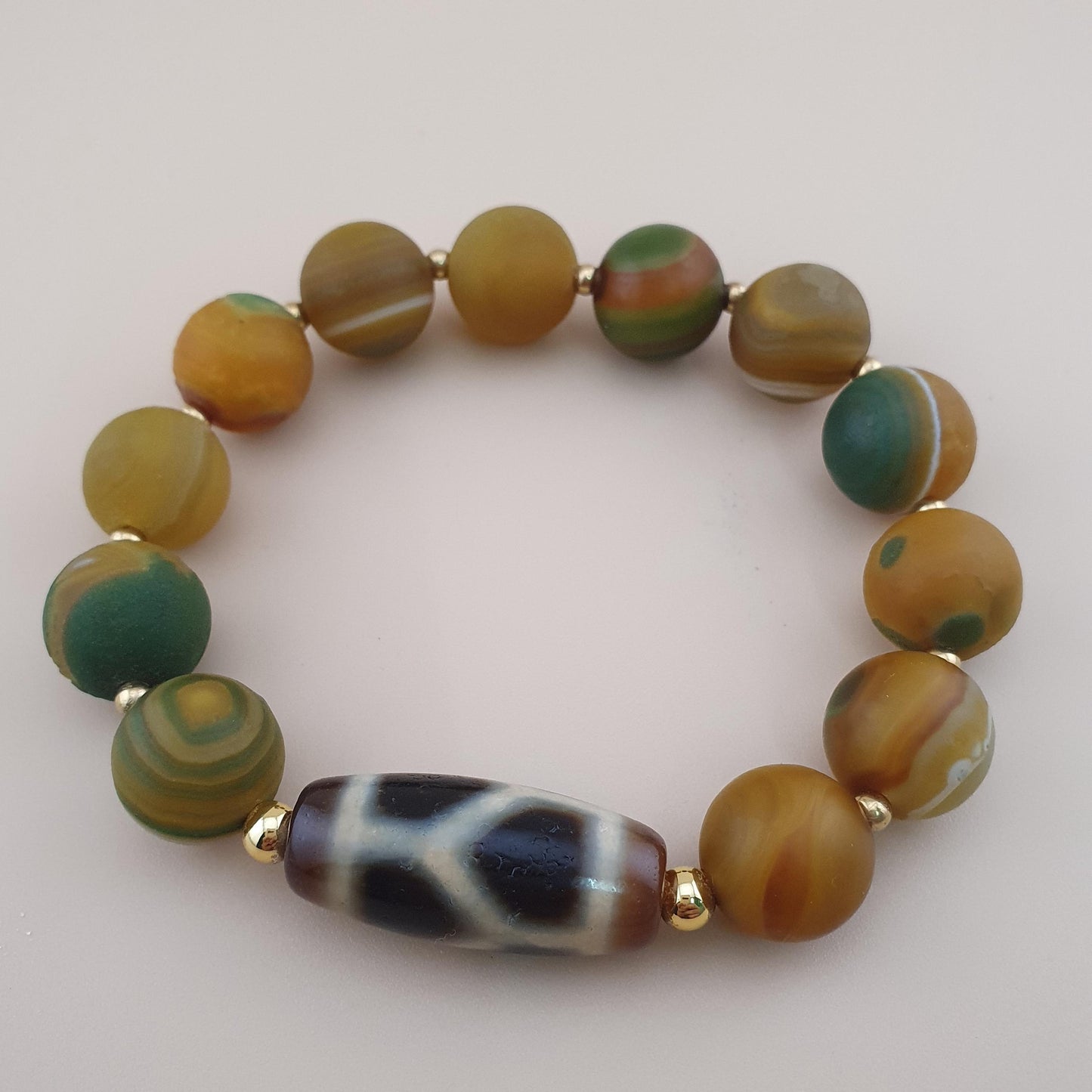 Vintage 2 Eyes Himalayan Tibetan & Unique Pattern Agate Beads Bracelet