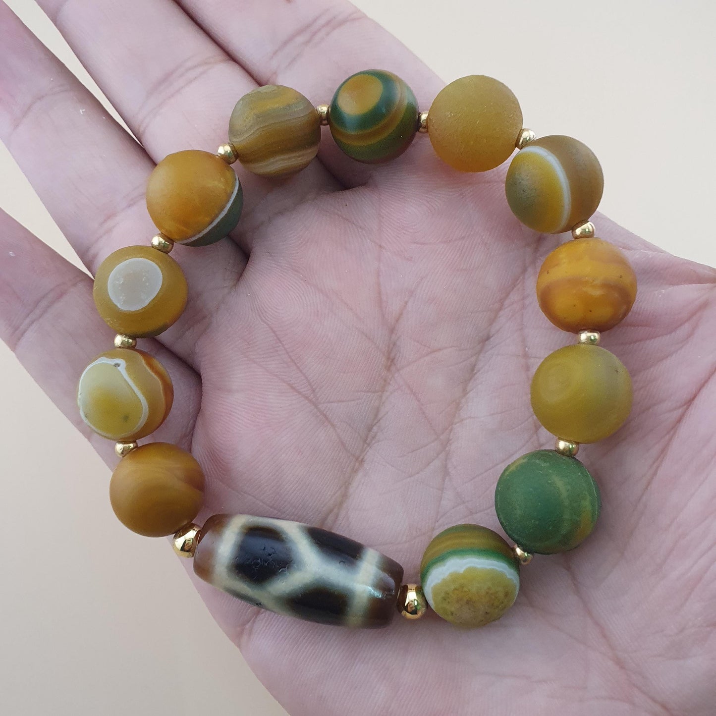 Vintage 2 Eyes Himalayan Tibetan & Unique Pattern Agate Beads Bracelet