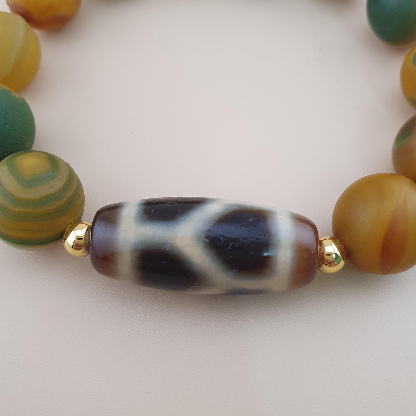 Vintage 2 Eyes Himalayan Tibetan & Unique Pattern Agate Beads Bracelet
