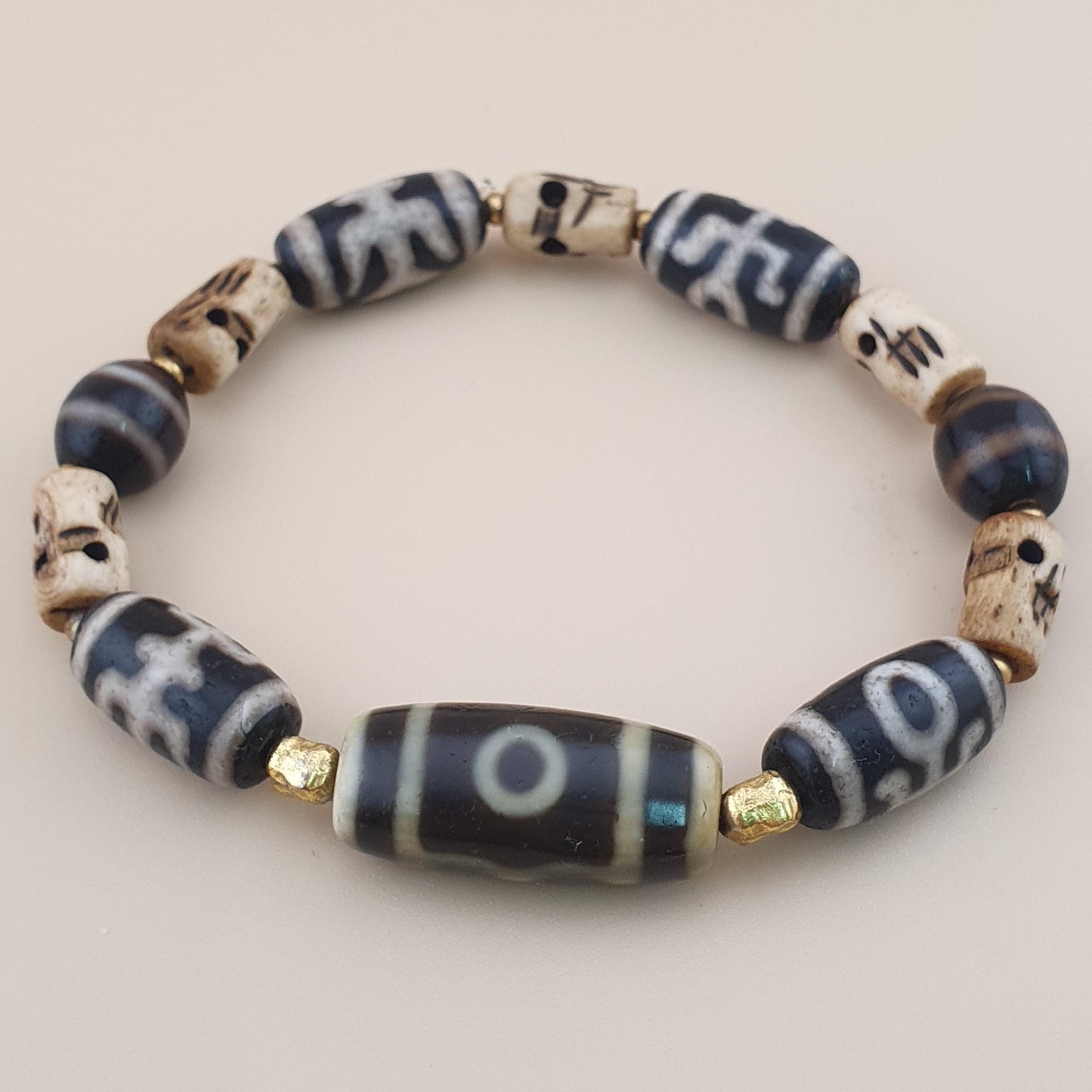 Vintage 2 Eyes Himalayan Tibetan & Unique Pattern Agate Beads Bracelet