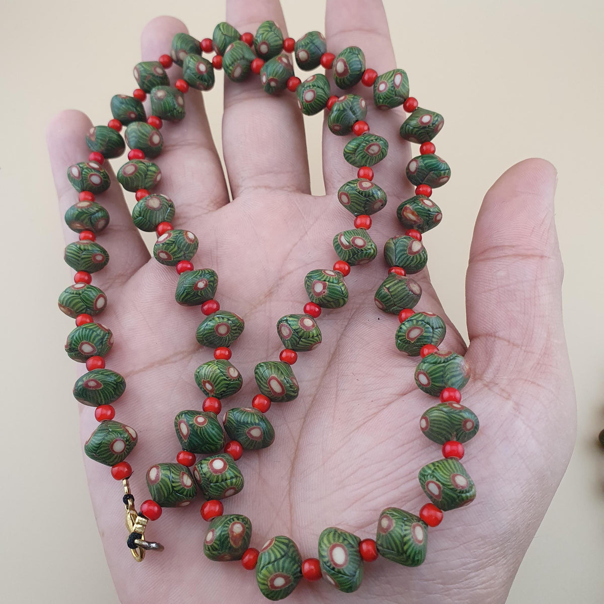 Collier de perles en verre Vintage Gabri Style Eyes & WhiteHeart de Venise de 22 pouces