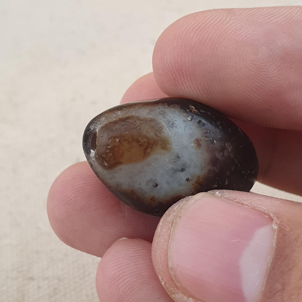 Amulette en perles d'agate Suliemani à yeux cristallisés de style antique vintage