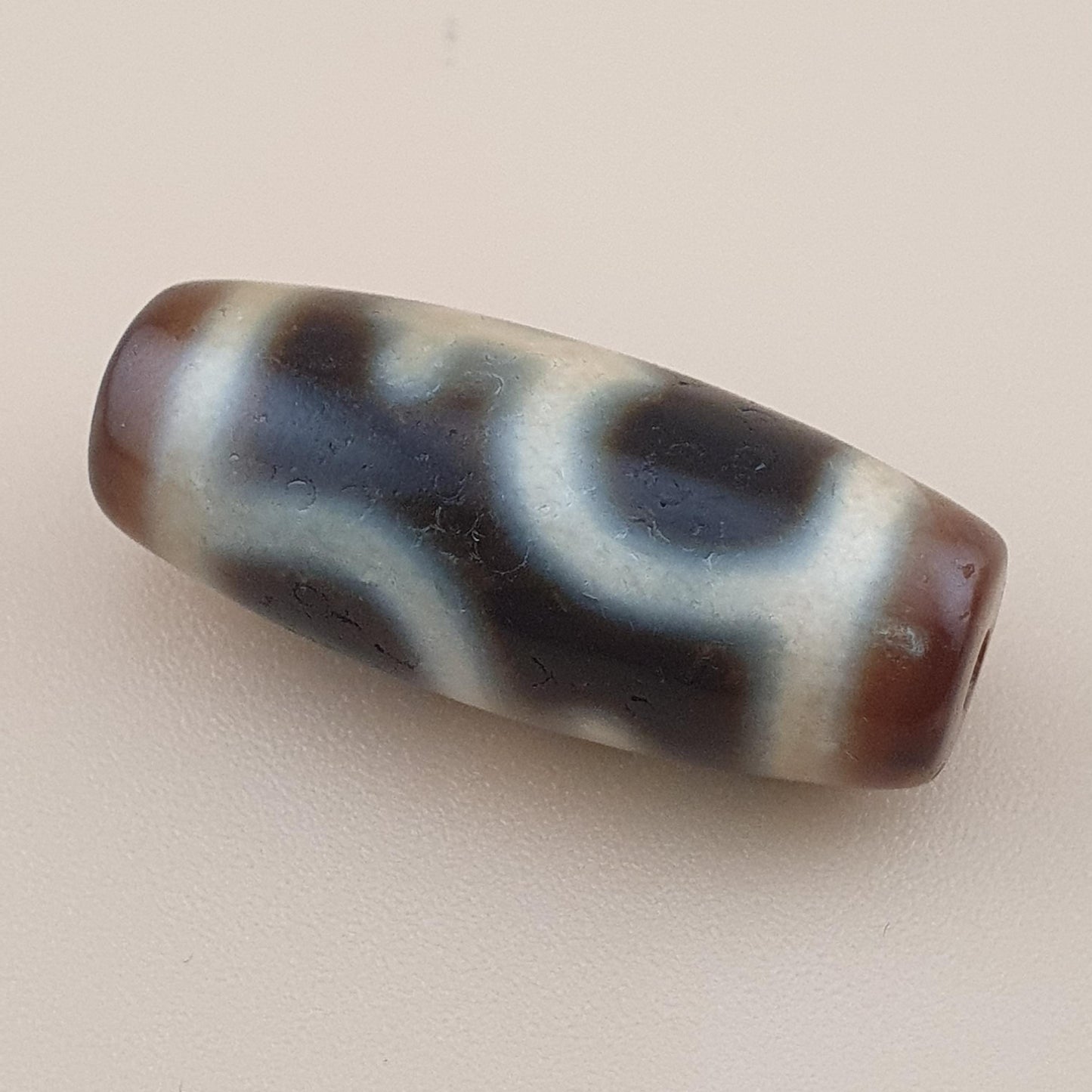 Vintage Treasure Vase Pattern Himalayan Tibetan Agate Dzi Bead Amulet