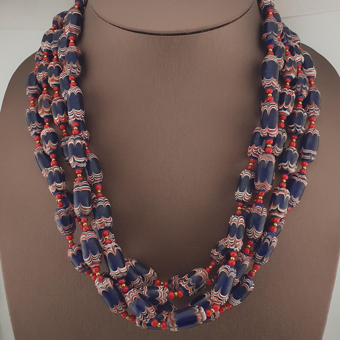 Antique Venetian Style Blue Feather Desgin & Venetian WhiteHeart Glass Beads Necklace
