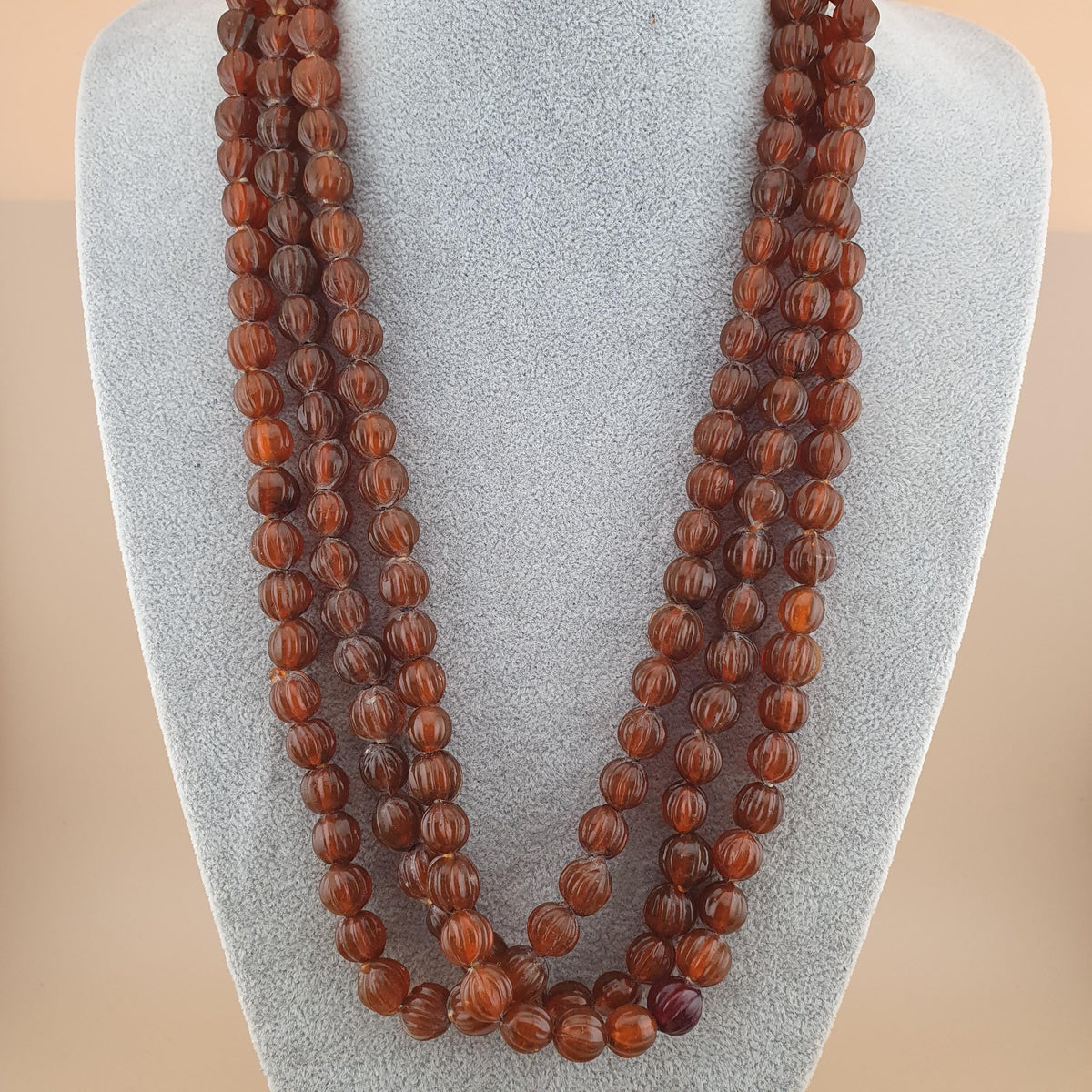 Collier vintage multibrins perles de verre jaune/marron forme melon 45,7 cm de long perles de 9-10mm